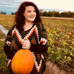 Meet your Posher, Brooke